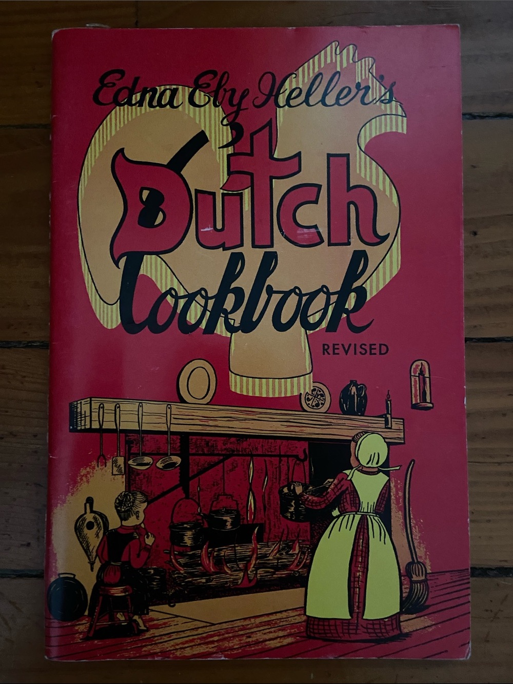 Vintage Pennsylvania Dutch Amish Cookbook scrapple pie cookies cake dessert main